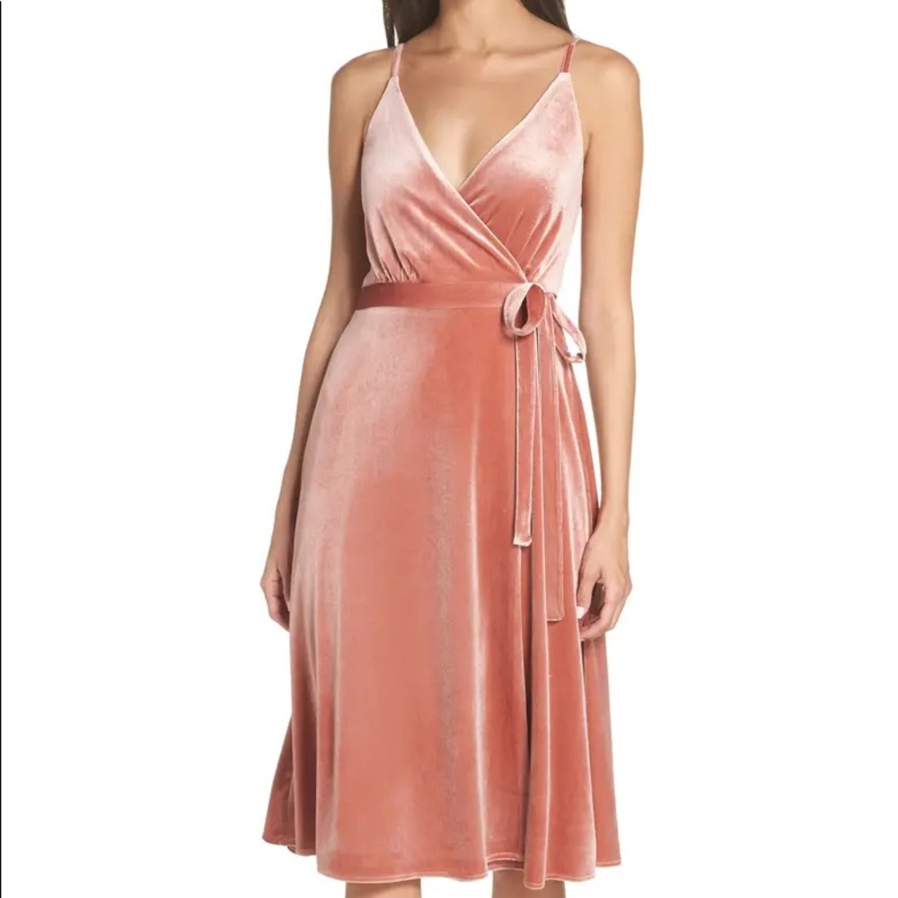 NWT ALI & JAY BABY LOVE WRAP DRESS